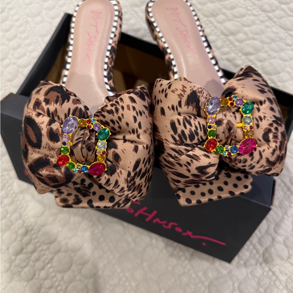 Betsey Johnson Nakia Leopard Print Slides with Gem Bow
